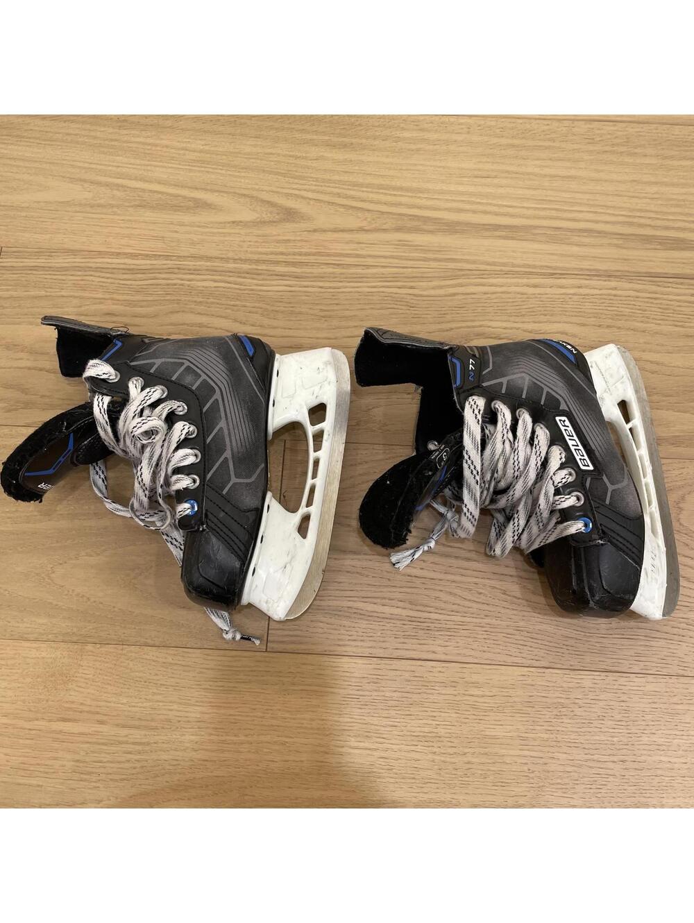 Bauer N77 Youth Hockey Skates Size 3